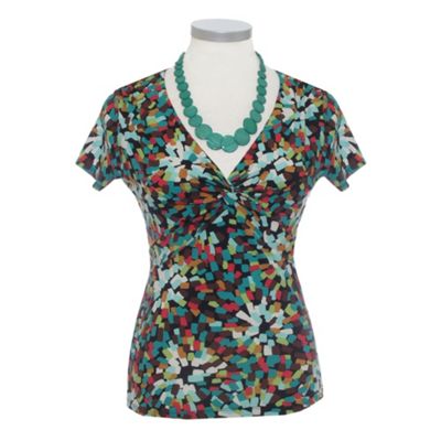 Print Twist Top with Necklace