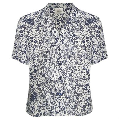 Eastex Short sleeve blue multi bud print blouse