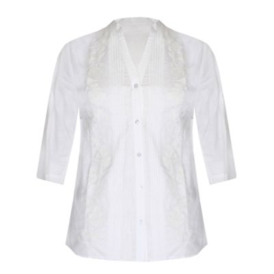 Eastex White embroidered blouse