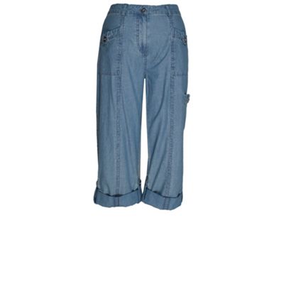 Blue cropped roll up light weight denims