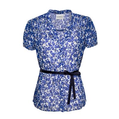 Blue and White Floral Short Sleeve Crinkle Blouse