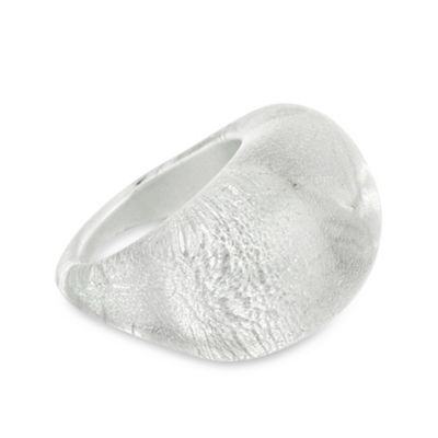 Shimmering silver crackle effect resin ring