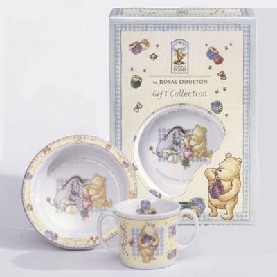 Winnie the Pooh by Royal Doulton Winnie the Pooh baby set