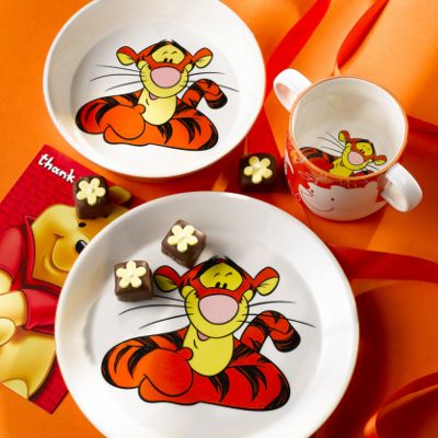 Winnie the Pooh by Royal Doulton Winnie the Pooh Tigger three piece set