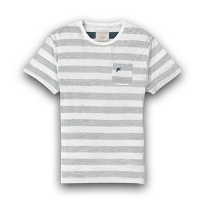 Reverse Stripe Print T-Shirt
