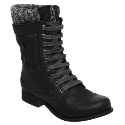 Black Knitted Collar Boot