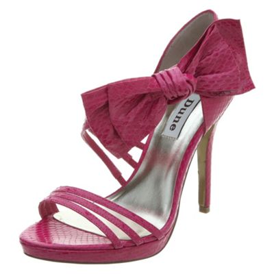 Statement bow feature platform sandal