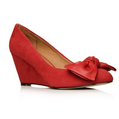 Red Beatrice Mid heel shoes