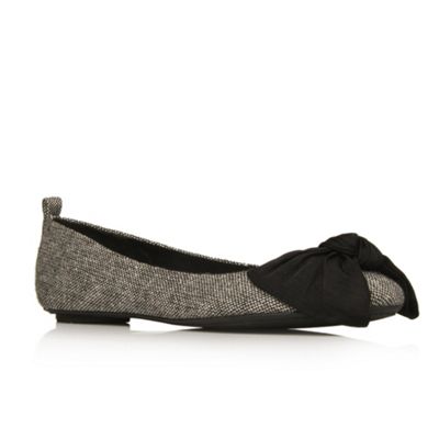 Grey Licorice Flat shoes