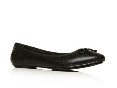Black Leena Flat Shoes