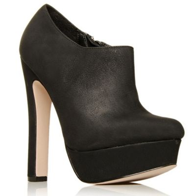 Black Emily Ankle boots