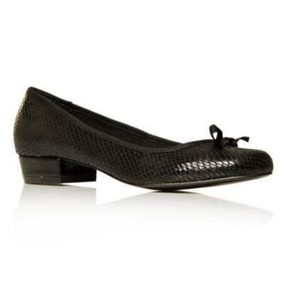 Black Audrey Mid heel shoes