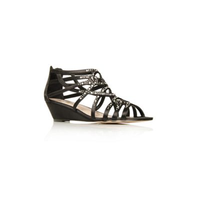 Black Hilary Mid heel shoes