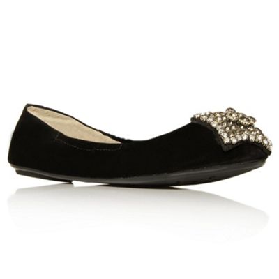 Black Lucky Flat shoes