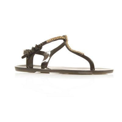 Black Madison Flip Flops & Sandals