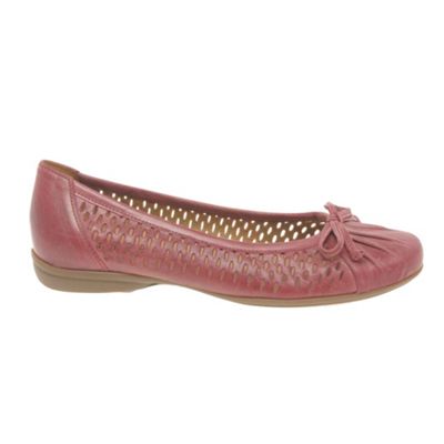 Red Chief Bow Trim Ballerina Pumps