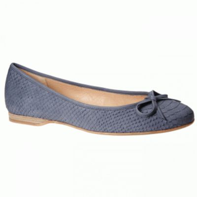 Blue Kingdom Pumps
