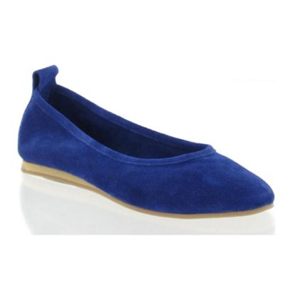 Blue suede pumps