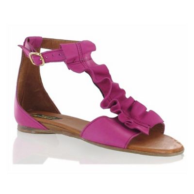 Pink flat leather sandals