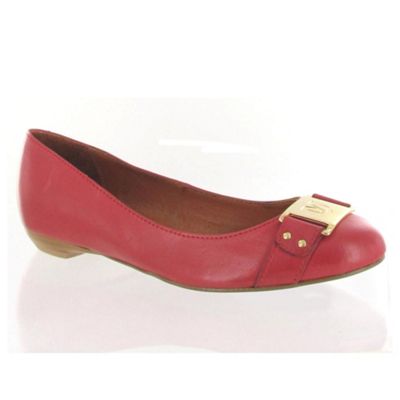 Red MJ detail leather pumps