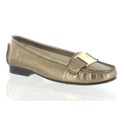 Silver MJ detail patent loafers