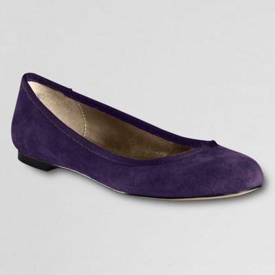 Purple classic ballet shoes