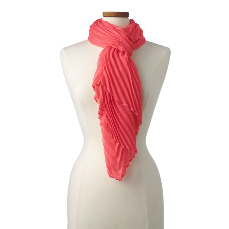 Lands' End - Red Pleated Scarf Review