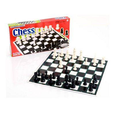 The Entertainer Chess board game