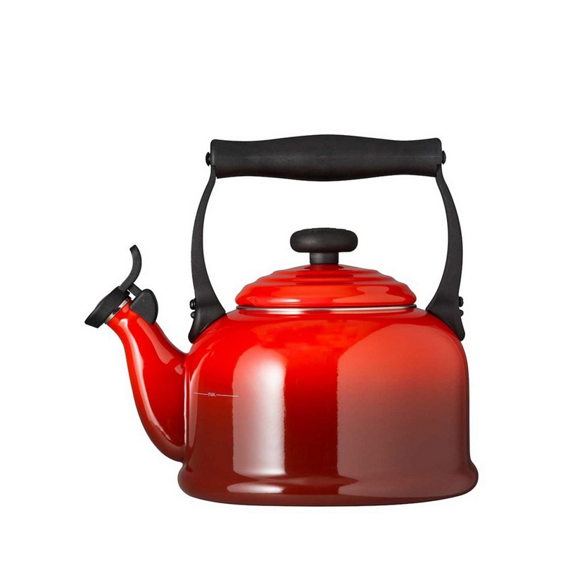 Le Creuset - Cerise Traditional Kettle Review