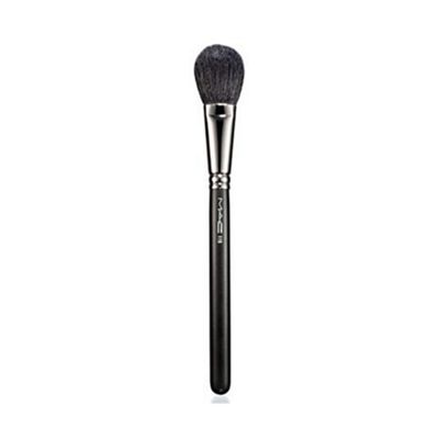 116 Blush Brush