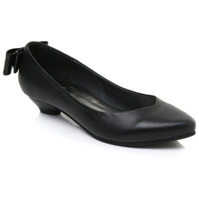 Black Clow Court Shoe