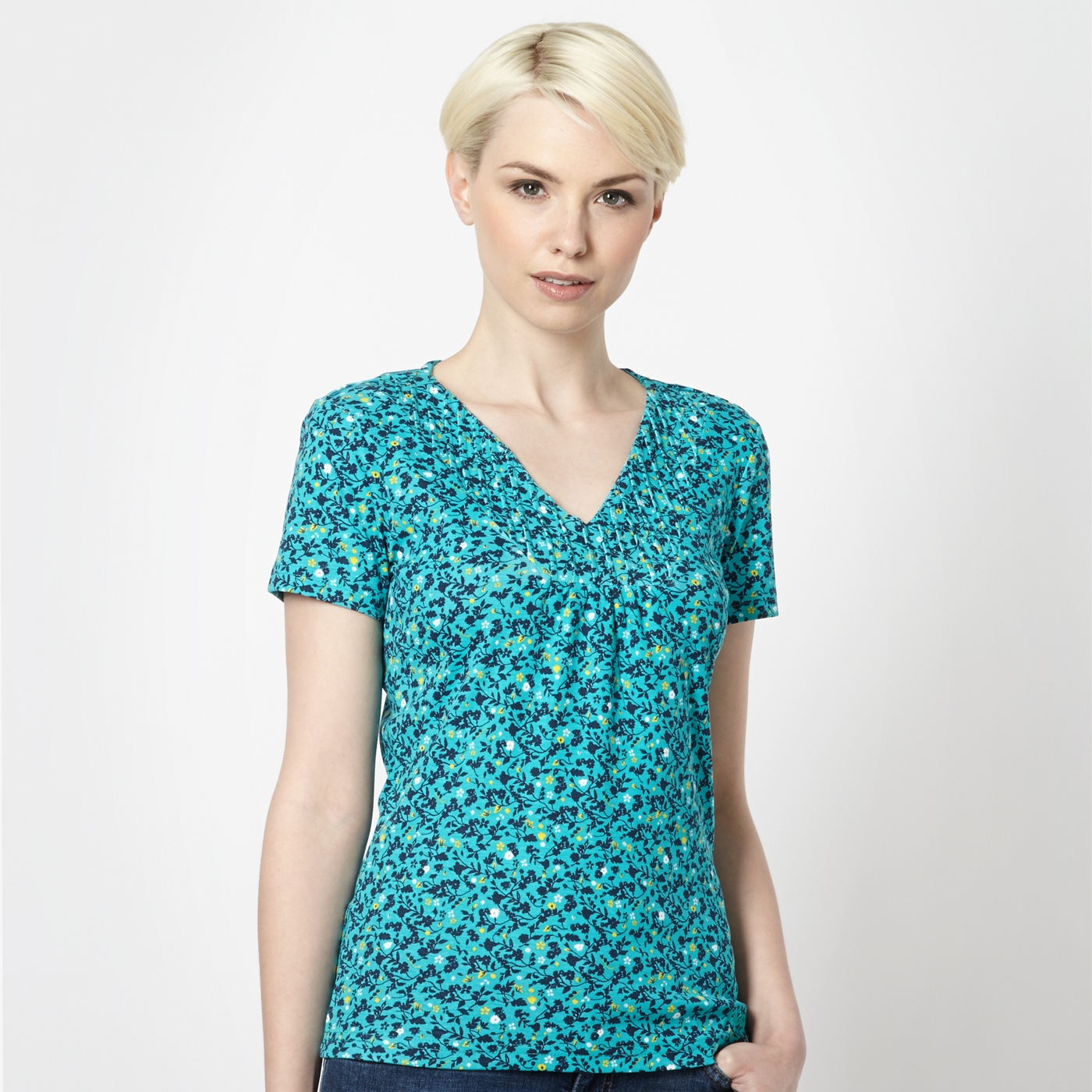 Maine New England Bright turquoise floral V neck t shirt