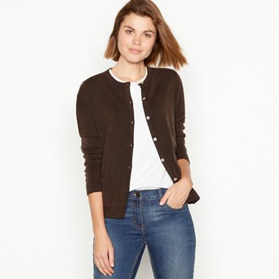 Maine New England - Chocolate two pocket cardigan