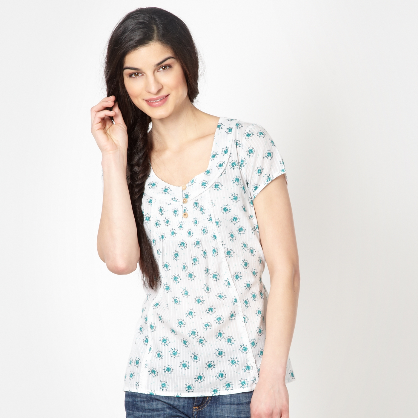 Mantaray White spiralled leaf top