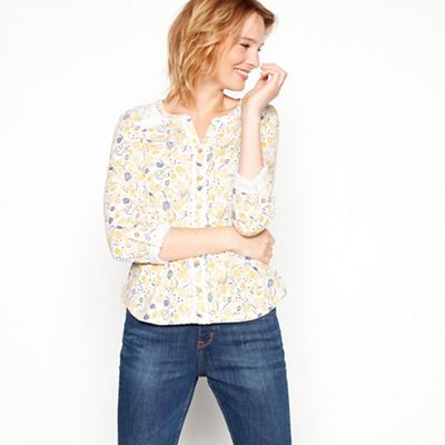 Mantaray - Mustard floral print cotton V-neck shirt