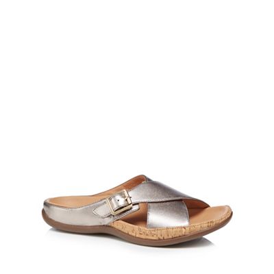 Strive - Metallic leather blend 'Maria' sandals