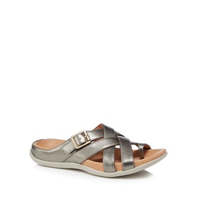Strive - Metallic leather 'Montauk' sandals