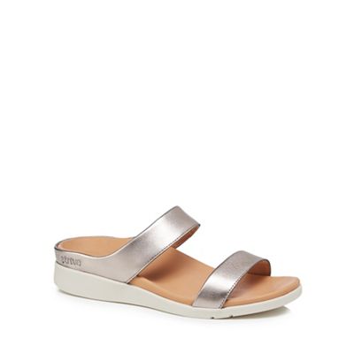 Strive - Metallic leather 'Faro' sandals