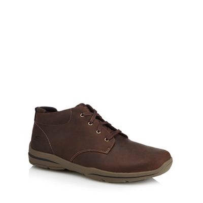 Skechers - Brown nubuck 'Harper Meldon' chukka boots