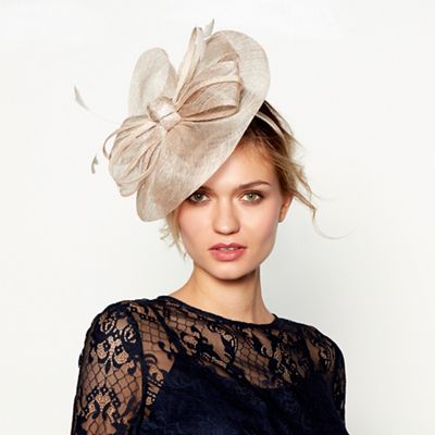 Debut - Light gold metallic wave fascinator