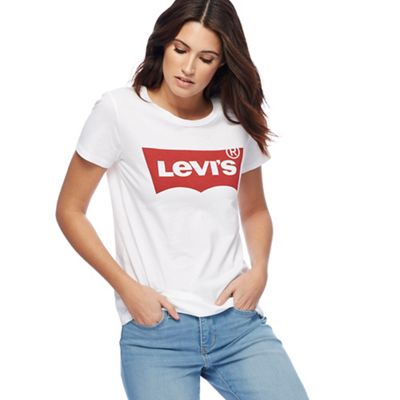 Women t shirt levis