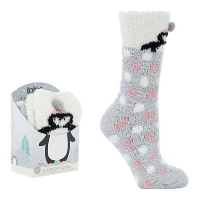 Totes - Light grey fluffy penguin slipper socks