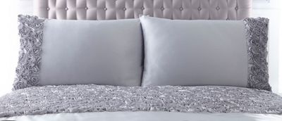 Star by Julien Macdonald - Margot standard pillowcase pair