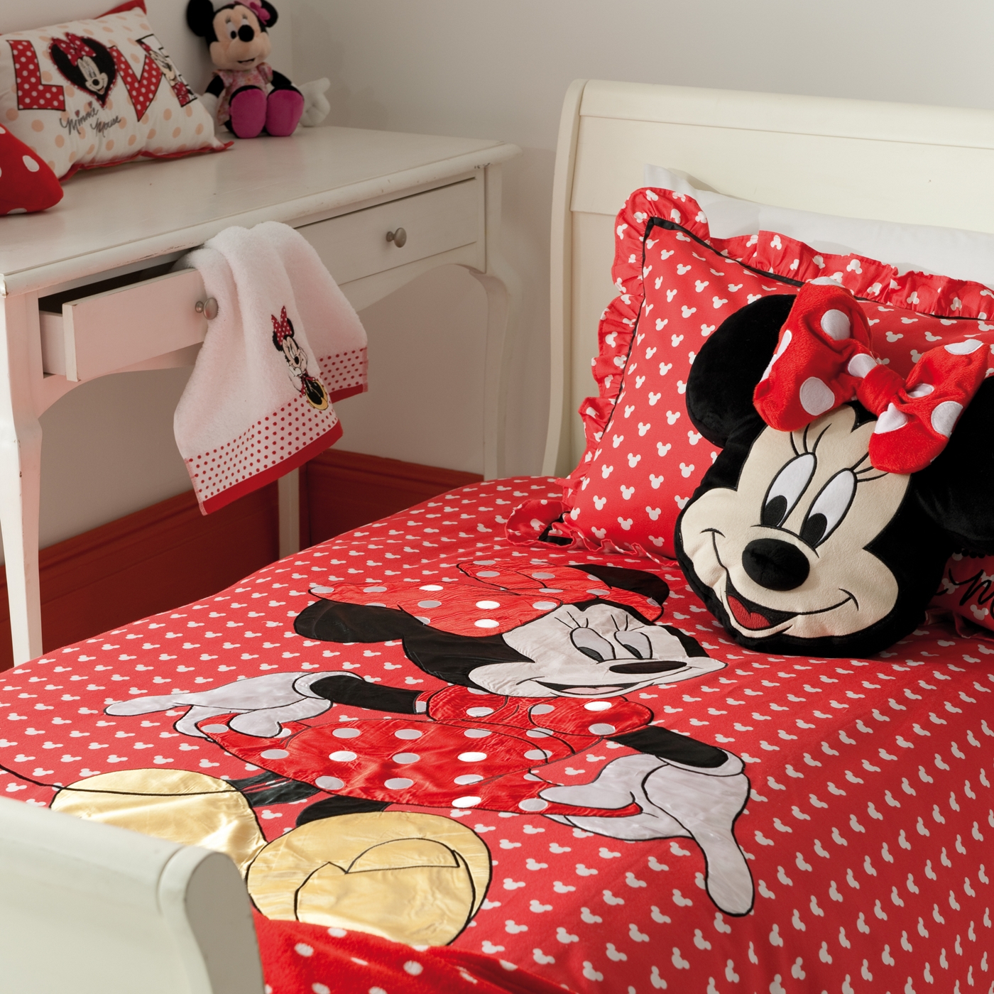 Disney Red Minnie Mouse single duvet set