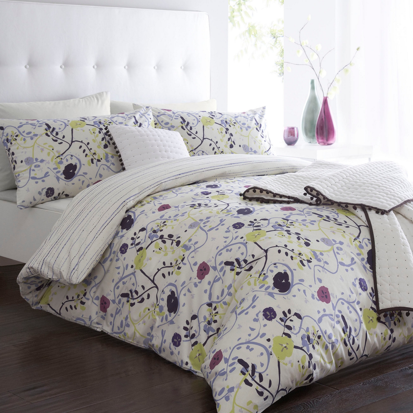 Betty Jackson.Black Designer white Bramble bed linen